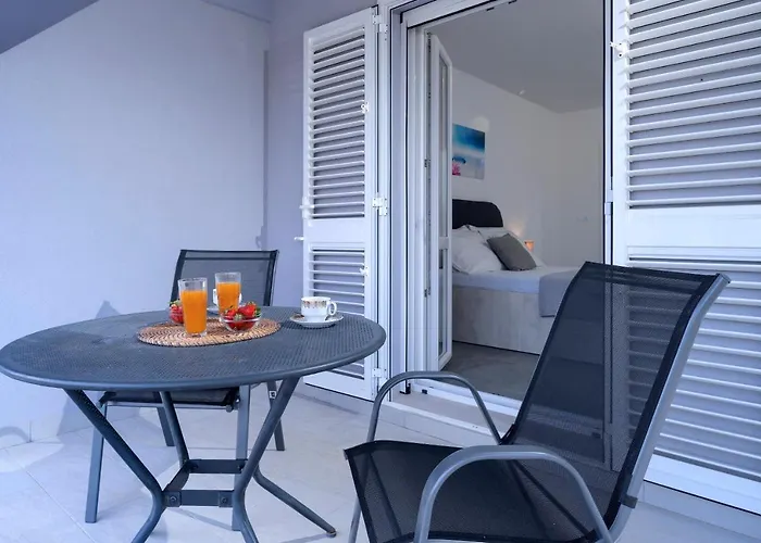 Serenity בית הארחה