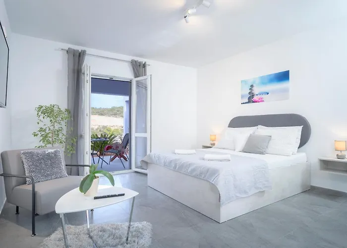 Serenity Guest house 4*